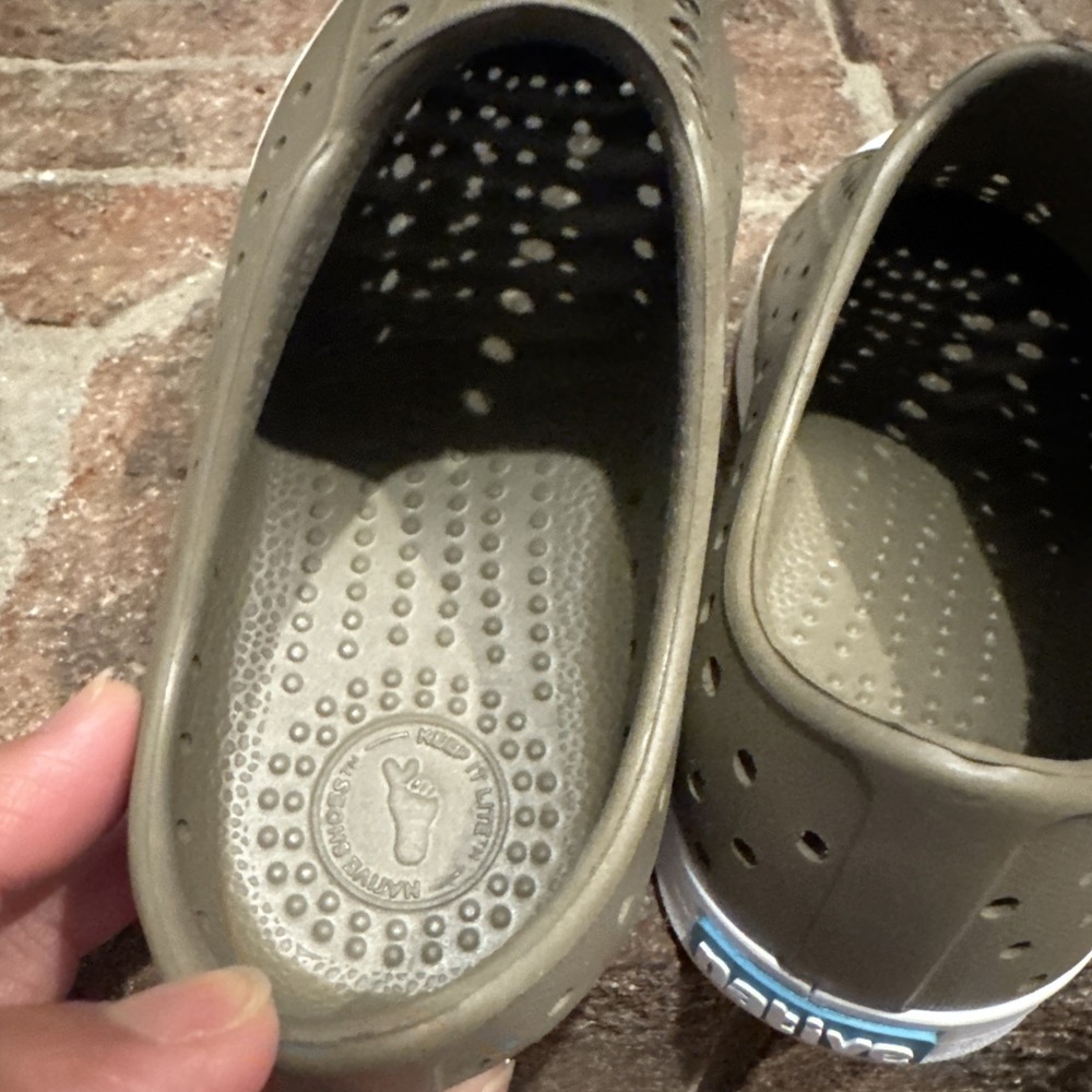 Native Jefferson Rookie Green/Shell White Slip On Shoes Toddlers Sz 12 - Picture 7 of 14